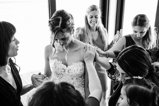 Maid of honor prayer for bride with bridesmaids; praying for bride; christian bride